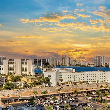 Deluxe Studio Balcony Bay View Amazing Pool Hotel Sunny Isles Beach Ngoại thất bức ảnh